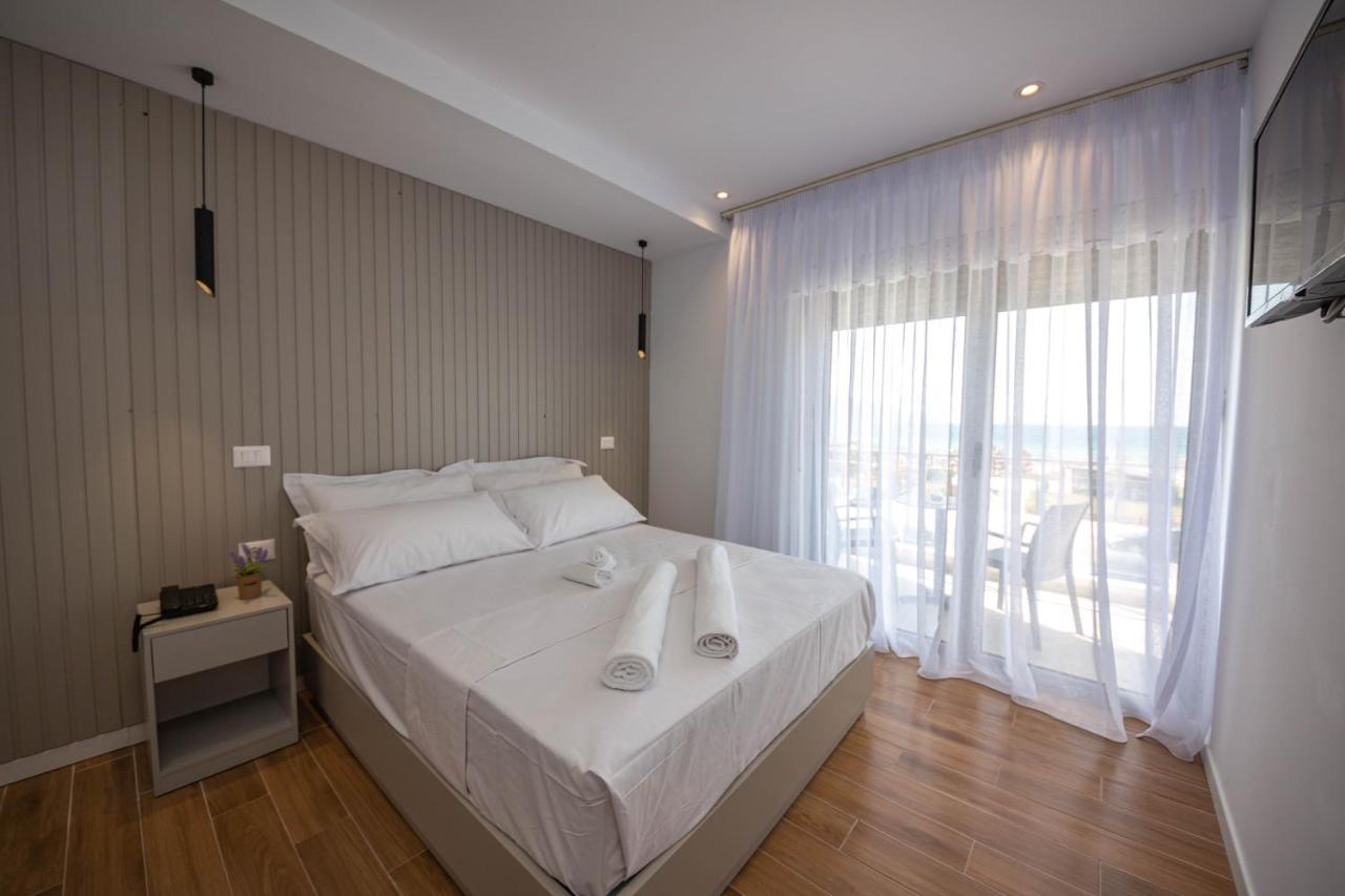 Hesperus Hotel วญอเรอ ภายนอก รูปภาพ